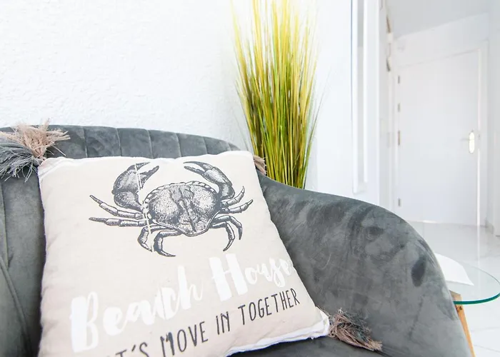 Cosy In Playa De Americas Ph10